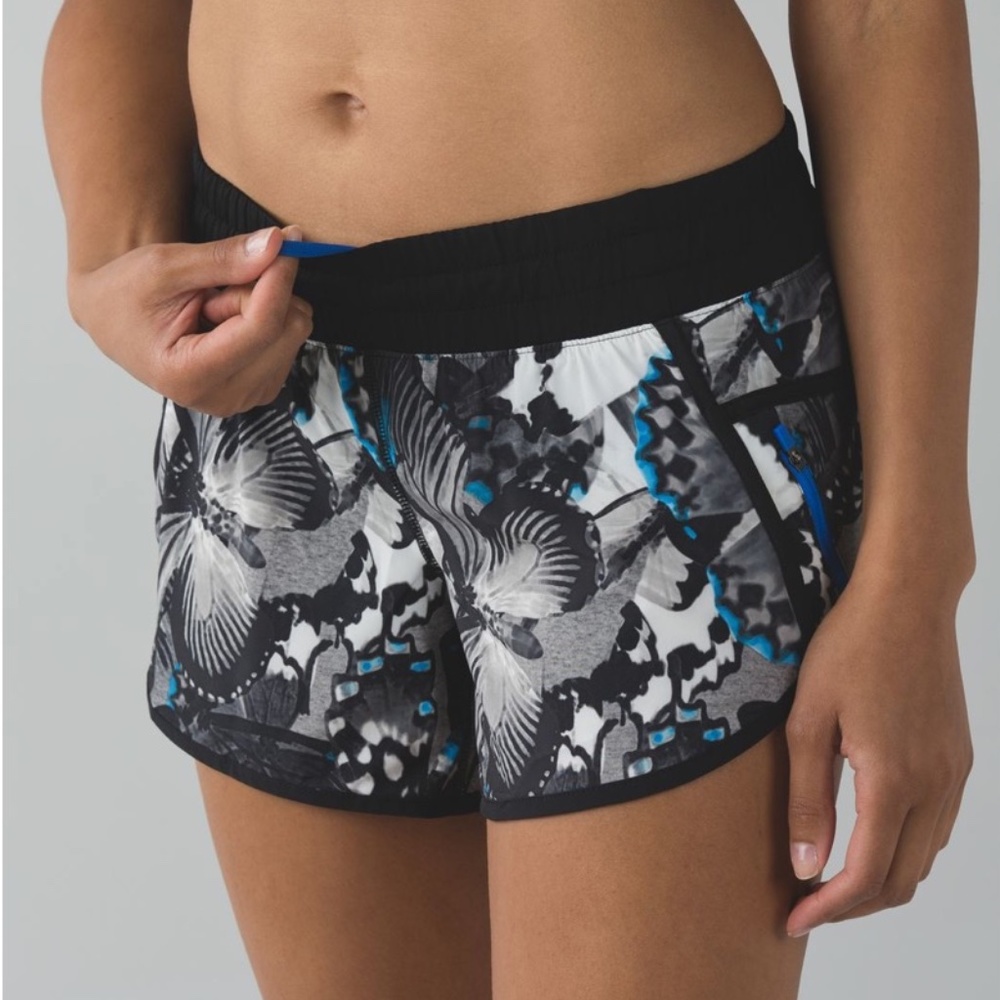 Lululemon Tracker Short III 4-way Stretch Running Short